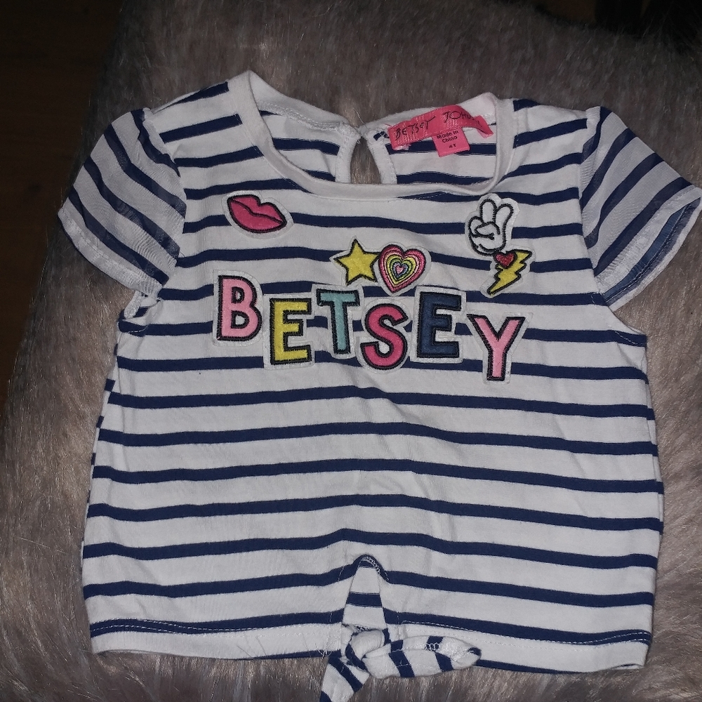 Betsey Johnson | White navy crop top embroidery